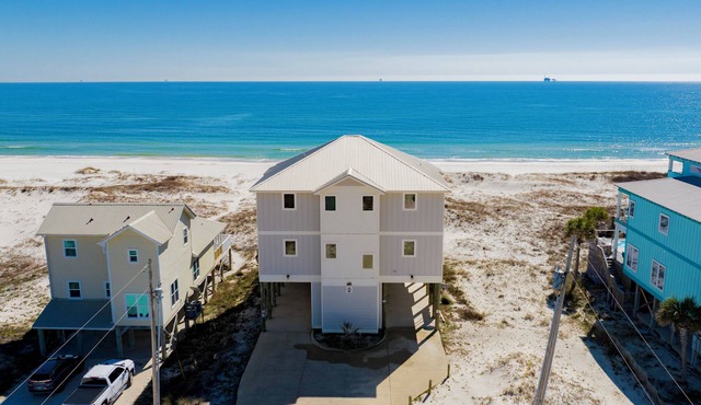 Beachfront | Elevator | Pet Friendly | Private Heated Pool in Gulf Shores