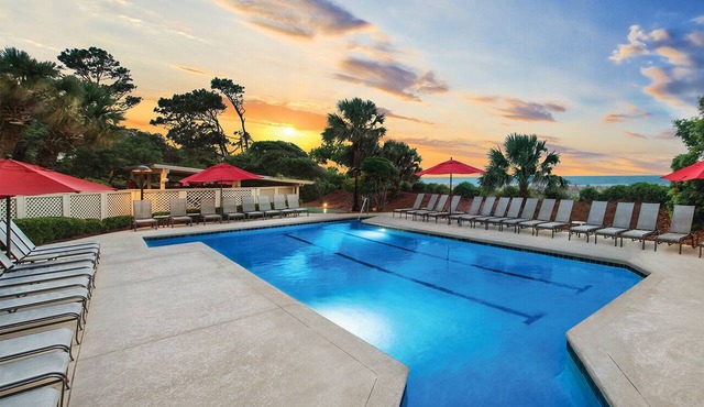 Beautiful 2 bedroom villa in Hilton Head's Sea Pines Resort! Reserve now!
