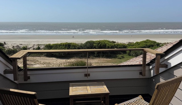 Best Location On Kiawah Island. Amazing oceanfront home! Perfect for families.