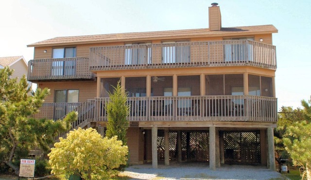 Bethany Beach Coastal Retreat in South Bethany