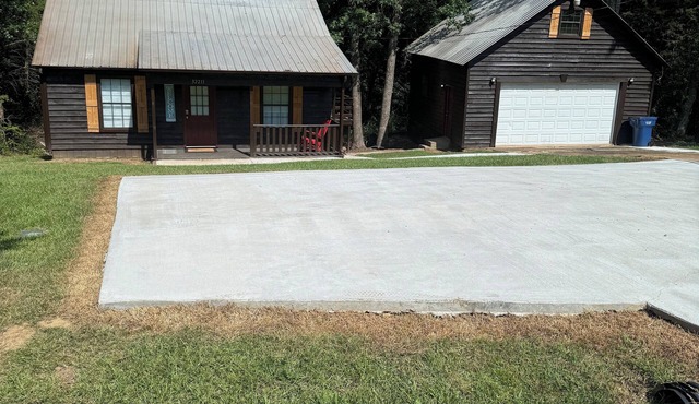 Blackjack Cabin at Sardis Lake in Batesville