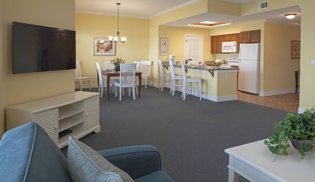 Bluewater Resort & Marina by Spinnaker Resorts