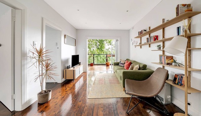 Bronte Beauty Modern Heritage Style with Balcony in Sydney