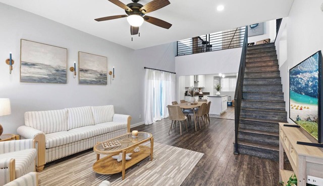 Casa Playa in the Heart of Long Beach in Long Beach