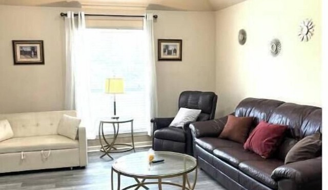 Central Spacious convenient I-10 in Gonzales
