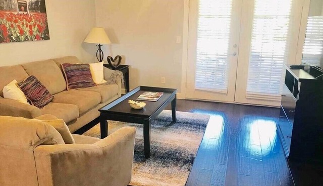 Charming 1st Floor in Oxford: Walk to Ole Miss! in Oxford