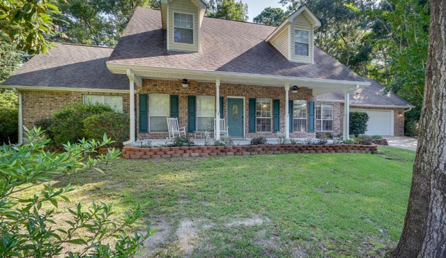 Charming Diamondhead Home w/Private Yard! in Diamondhead