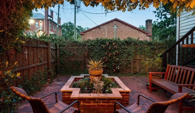 Charming Historic Home, Steps from Forsyth Park