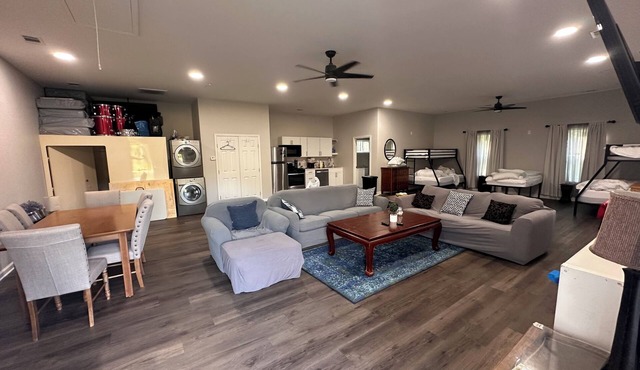 Charming studio in fabulous Abbeville, ideally set for Ole Miss Football in Abbeville