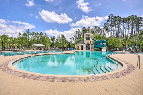 Cheery Condo w/Community Pool & Waterslide! in Pine Bluff