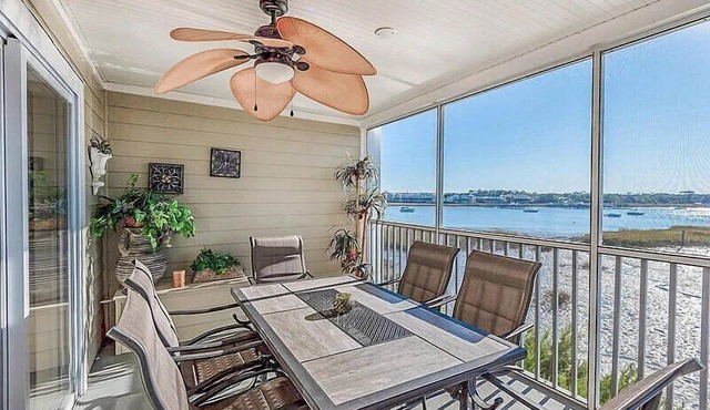 Cloud 9 Riverfront Condo | 3 minutes to all Folly has to offer | Community Pool