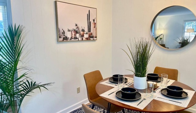 COLA Charming Stay - A2 in Columbia