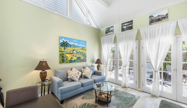 COLONY CALYPSO - A quaint 1 Bedroom Cottage just two blocks to Duval in Key West