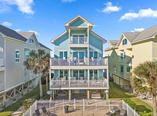Courageous Beach House Suite D in Gulf Shores