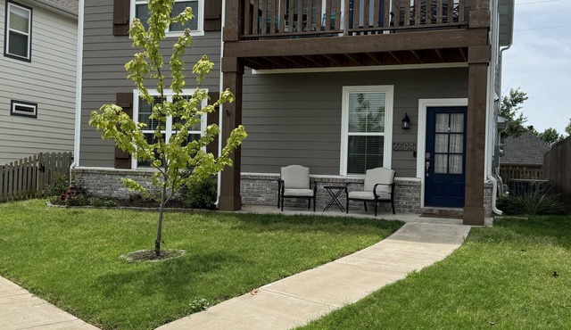 Cozy & Comfortable 3 Bedroom House Fantastic Location in NWA
