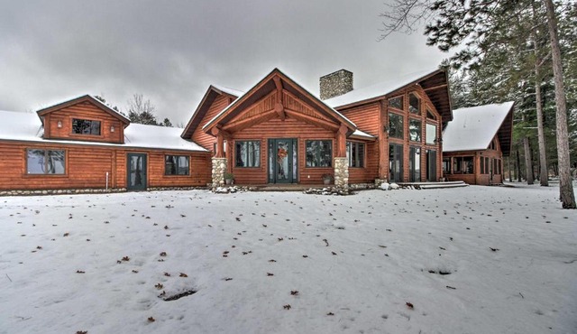Dock, Fire Pit & Beach! Expansive Ruth Lake Home in Emily