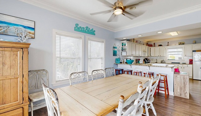 Dog-Friendly House Across the Street From Beach w/Private Pool, WiFi, AC, Patio