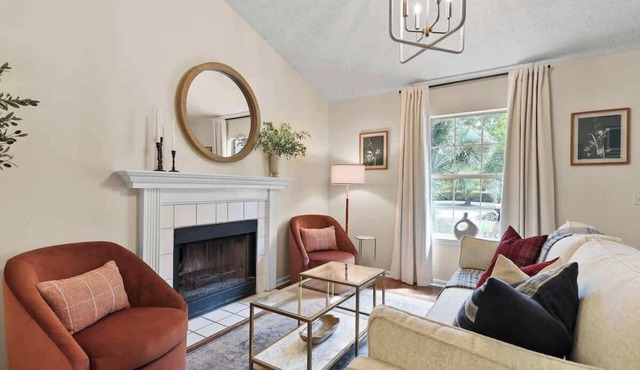 Dog-Friendly Savannah Cottage Near Tybee
