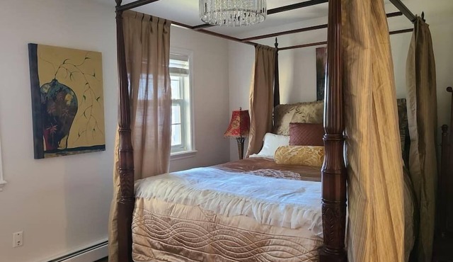 Elegance & Style With Custom Canopy Beds in Halifax