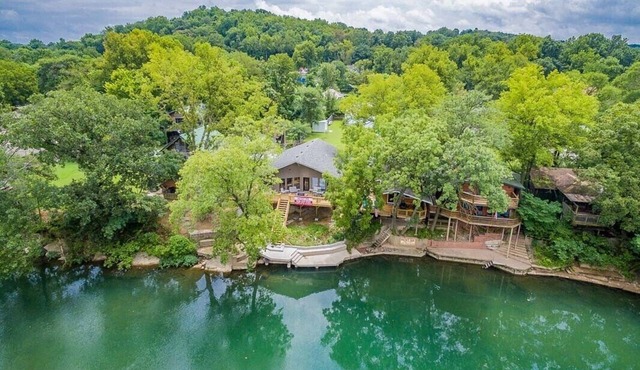 Elk River Cabin That Sleeps Up To 18 in Noel