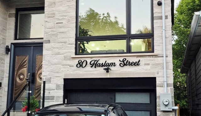 Executive 2BR Walkout Suite | BirchCliff | Scarborough | Toronto in Toronto