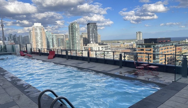 Exquisite Condo with Stunning Views in Downtown in Toronto