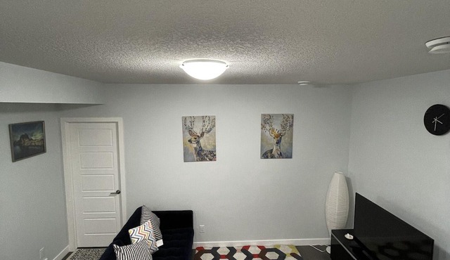 Exquisite & spacious 1-bedroom suite in SE Calgary in Calgary