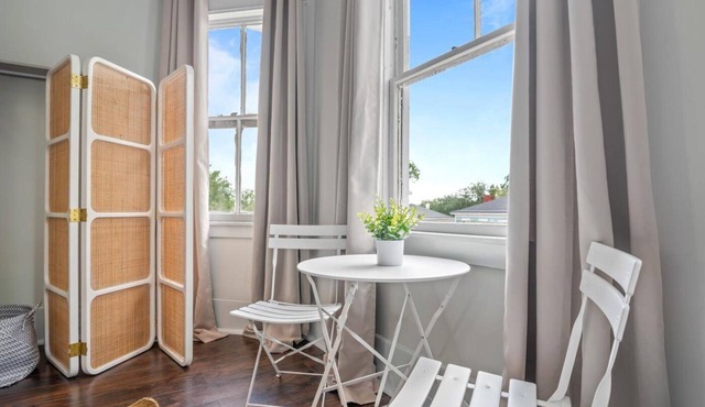 Family-Friendly 2APT Duplex ★ Off Street Parking ★ Historic Victorian District
