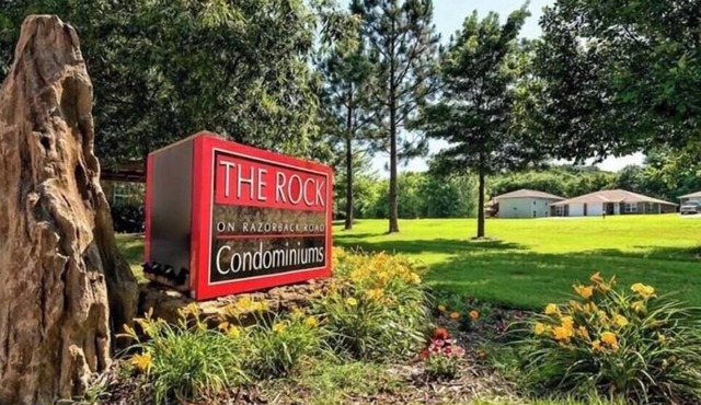 Fayetteville Fun -Modern Condo Near University of Arkansas
