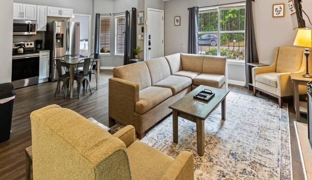 Fenced Yard & BBQ Grill Near Dining, Parks & Shops