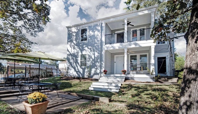 Fondren "Upper Level Style, Comfort and Luxury in Jackson