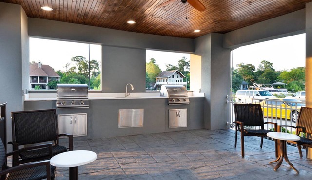 Free Breakfast. Outdoor Pool. Gym. Perfect for Your Next Trip!