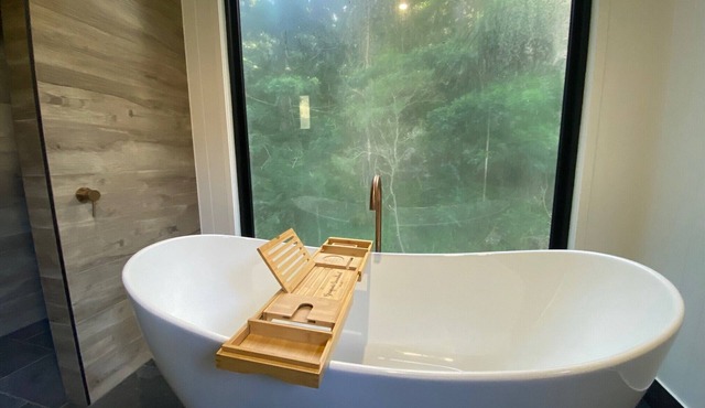 Grassroots Rustic Luxury Cabin in Running Creek