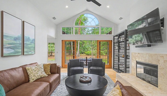 Greenside Haven - Beach & Golf - Pet-Friendly House in Gated Shipyard Community