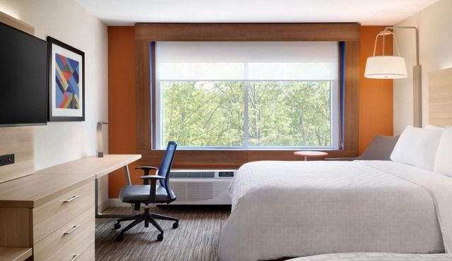 Holiday Inn Express & Suites Savannah N - Port Wentworth by IHG