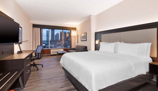 Holiday Inn Express & Suites Jersey City - Holland Tunnel by IHG in Jersey City