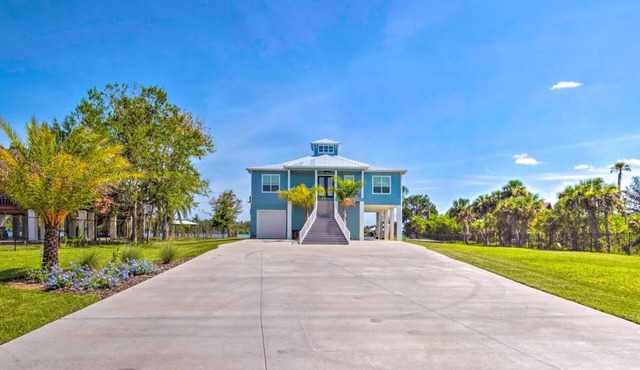 Homosassa Riverfront Home - Prime Location. in Homosassa