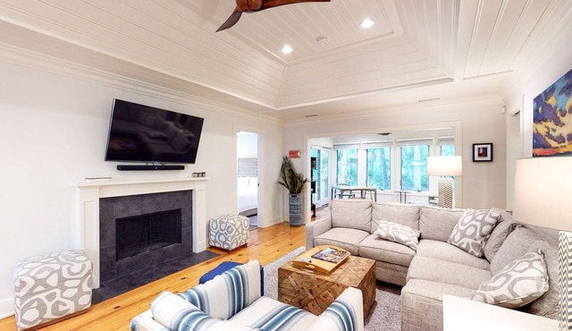 Kiawah Exclusives | 1082 Sparrow Pond Cottage
