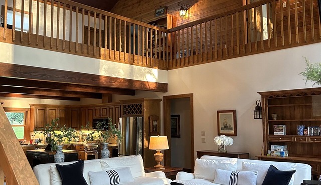 Lakefront, 4Bdr+Loft, 3Ba, Boat Ramp, Golf, Ping Pong, Foosball, No Pets in Drasco