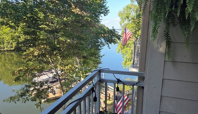 Lakefront Retreat on Lake Marion – Perfect for Fishing & Relaxation