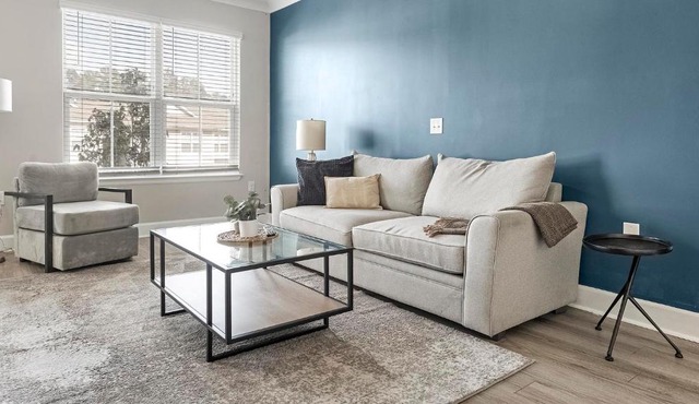Landing Beautiful 1BD Yoga Studio Gym