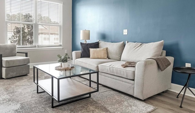 Landing | Modern 1BD, Gym, Yoga Studio