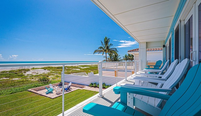 Luxury BEACHFRONT hideaway with HOT TUB and DIRECT BEACH access! in Cocoa Beach