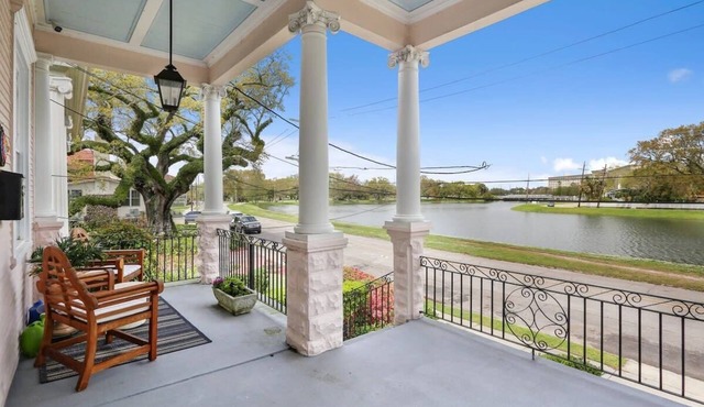 Luxury On The Bayou | Parking | Steps to City Park