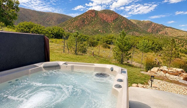 Luxury Retreat | Secluded 1+ Acre Estate | Hot Tub | Game Room in Colorado Springs