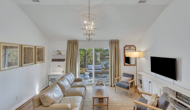 Magnolia Escape – Modern Comfort Near Savannah