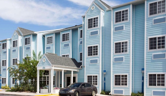 Microtel Inn & Suites by Wyndham Port Charlotte Punta Gorda
