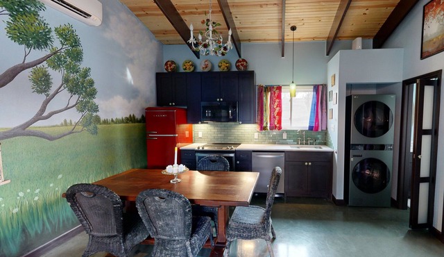 New Boho Hillcrest cottage, fully furnished, month minimum in Little Rock