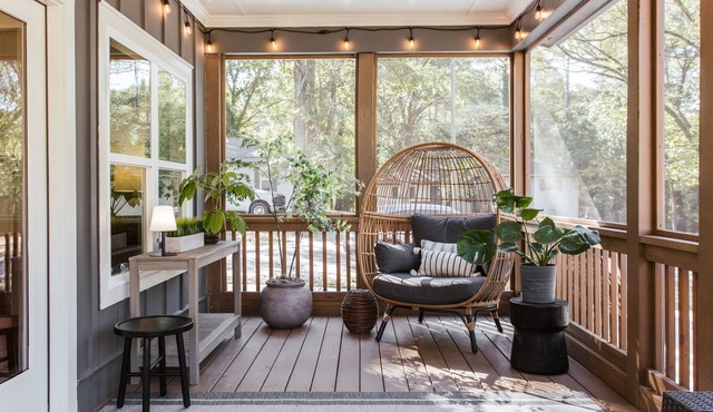 Newly built home in Five Points — 1 mile to UGA