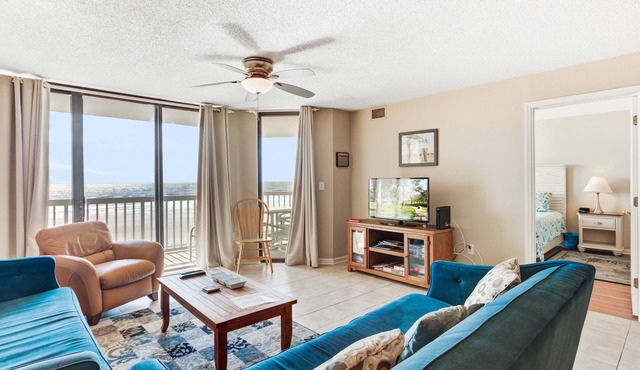 Oceanfront villa steps from the beach w/private balcony & shared pool